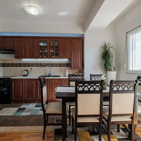 Apartamento Cozy Central Escape Podgorica