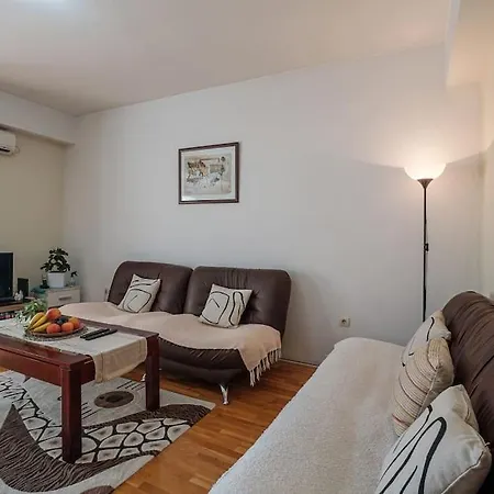 Cozy Central Escape *